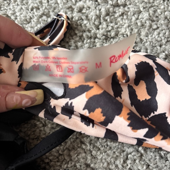 Black Ruffled Bikini Set - Picture 4 of 4